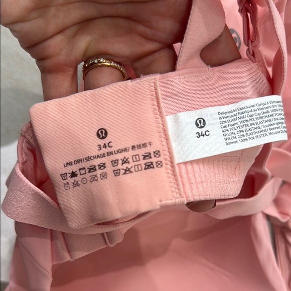 Lululemon Women's Sportsbra - Picture 3 of 3